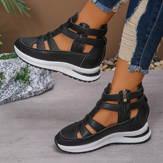 Close-toed Hollow-out Sandals